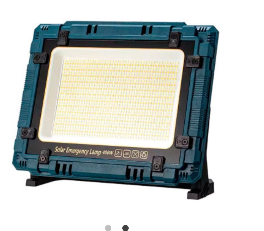 Projecteur Solaire LED 400W – Panneau Solaire Déporté & Batterie Géante (8x 18650)