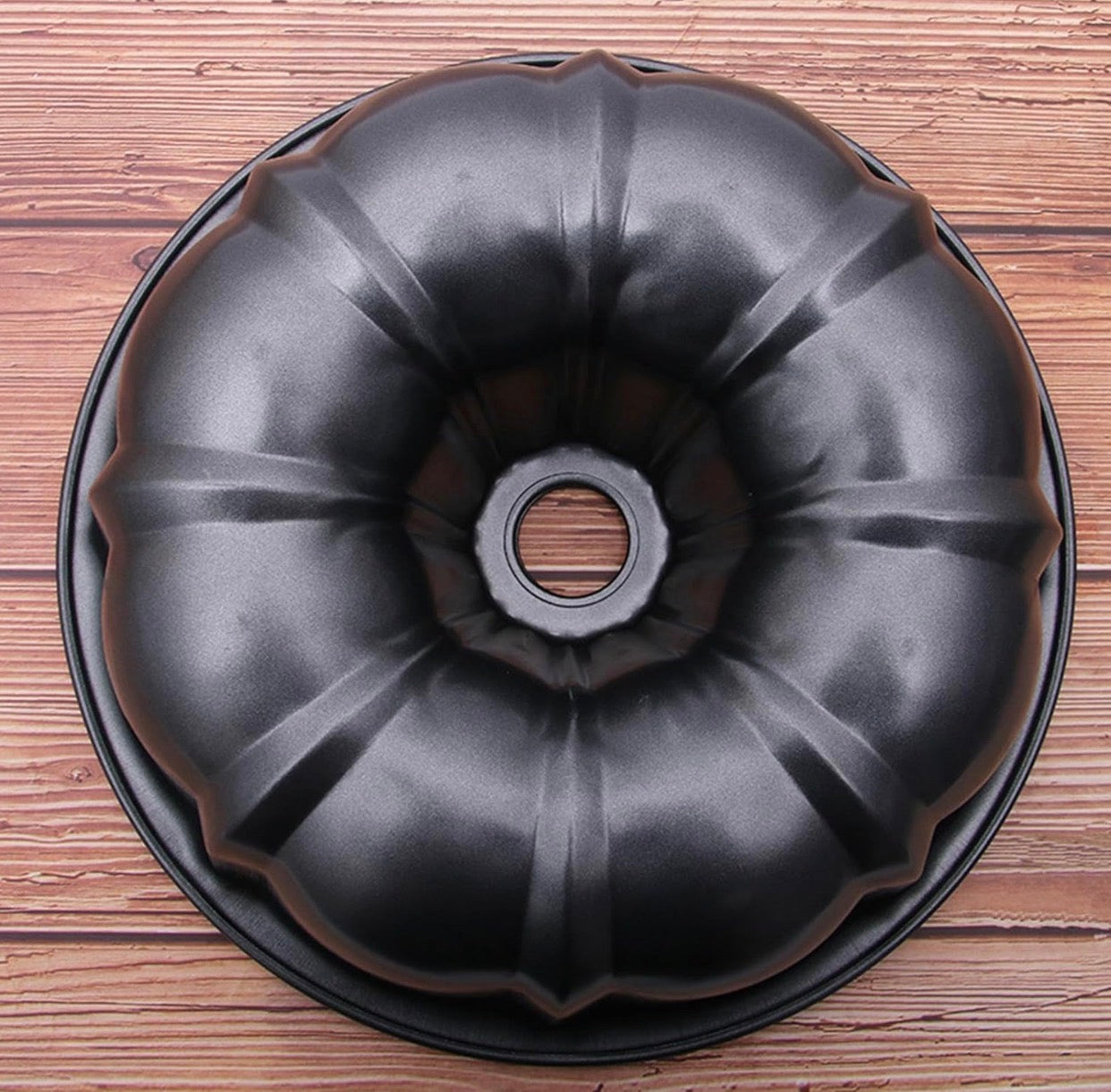 Moule à Kouglof et Bundt Cake – Design Cannelé avec Revêtement Antiadhésif